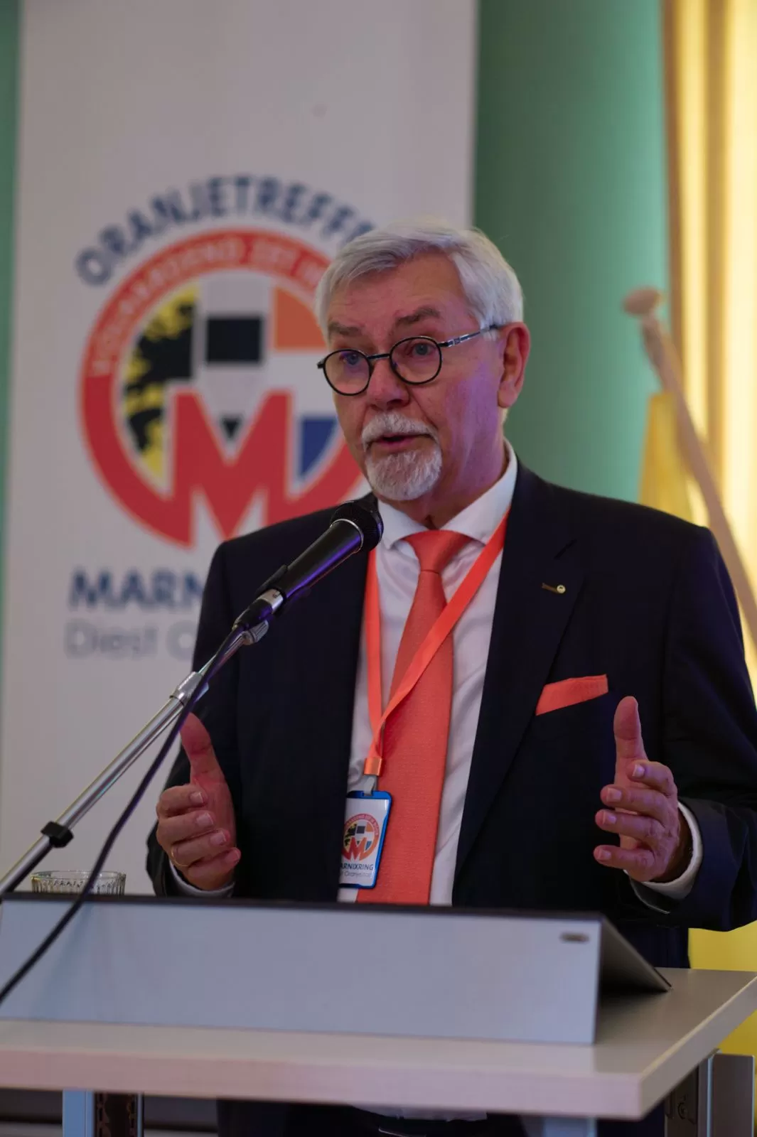 1ste_oranjetreffen_voorzitter